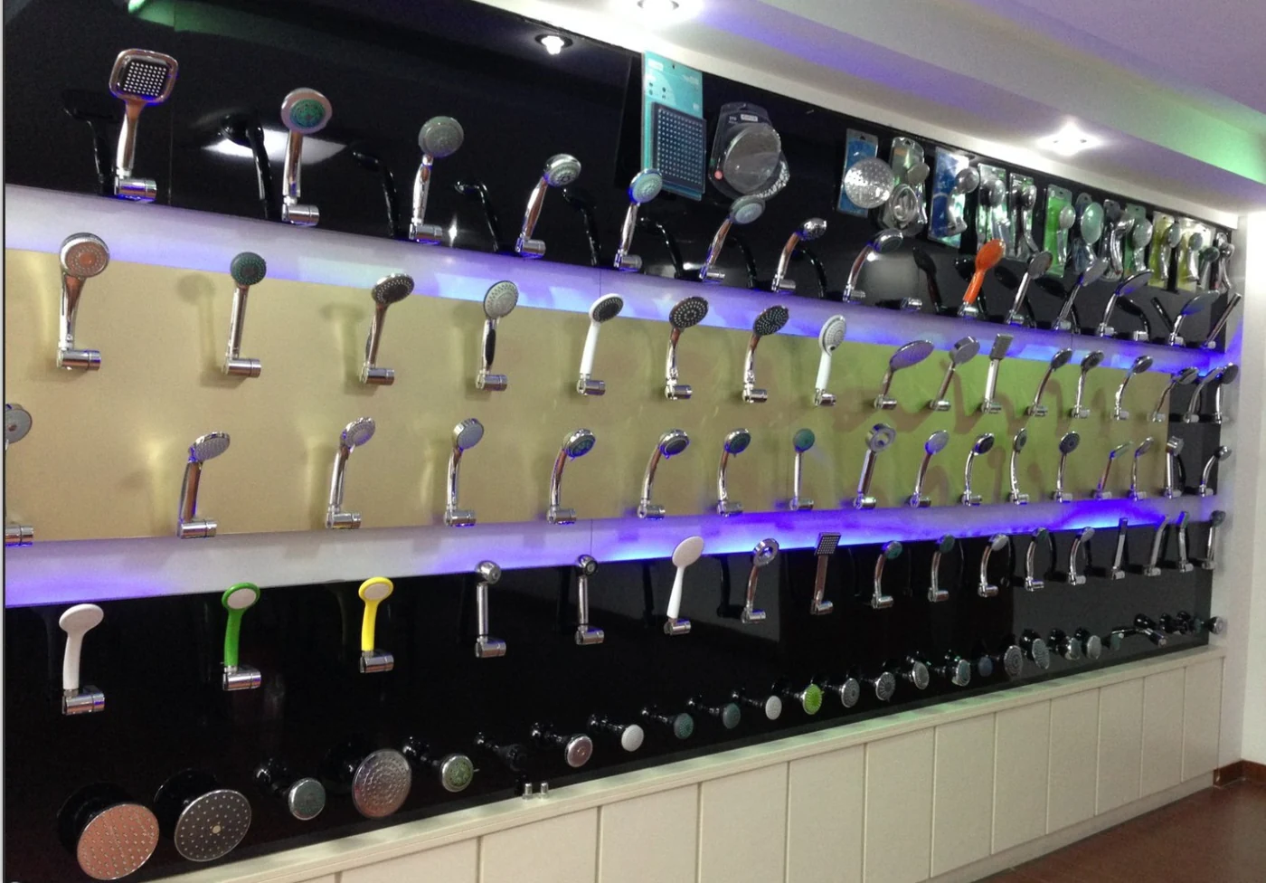 CM sanitary ware showroom